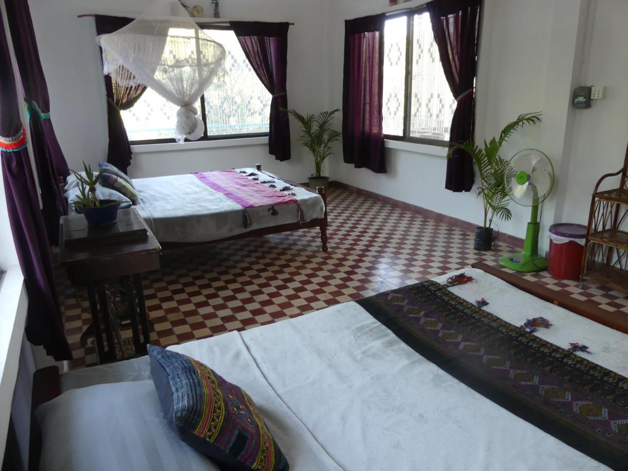 Bed and Breakfast The Playground à Kampot Extérieur photo
