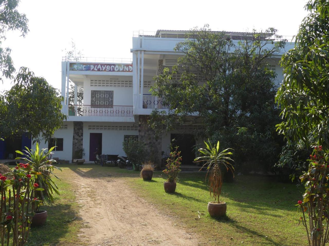 Bed and Breakfast The Playground à Kampot Extérieur photo