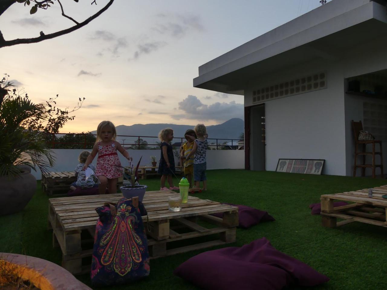 Bed and Breakfast The Playground à Kampot Extérieur photo