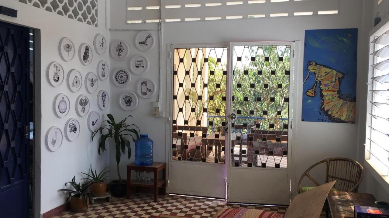 Bed and Breakfast The Playground à Kampot Extérieur photo