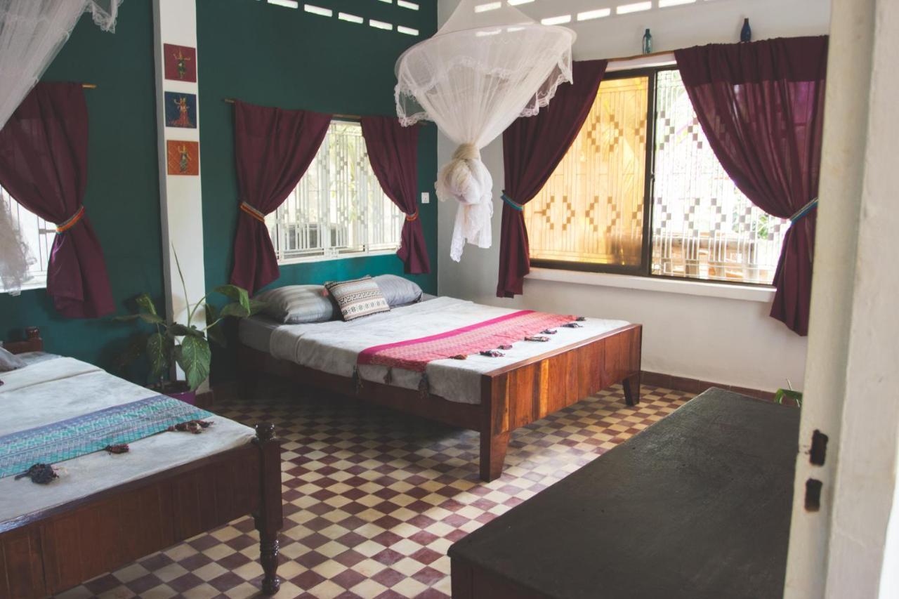 Bed and Breakfast The Playground à Kampot Extérieur photo