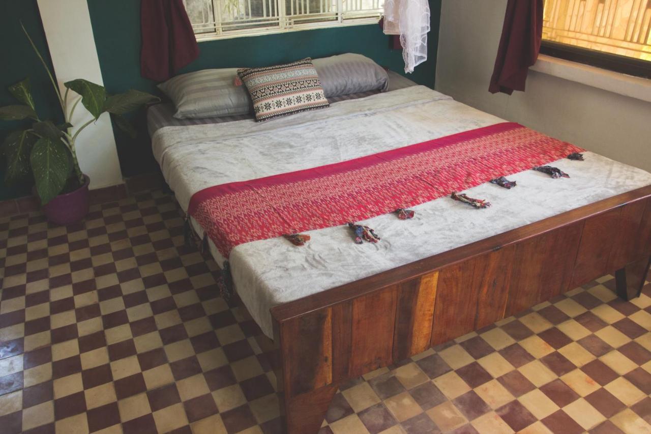 Bed and Breakfast The Playground à Kampot Extérieur photo