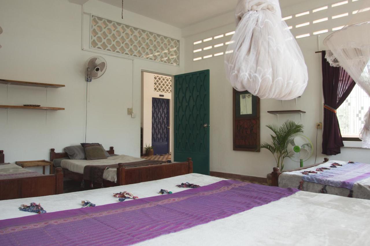 Bed and Breakfast The Playground à Kampot Extérieur photo