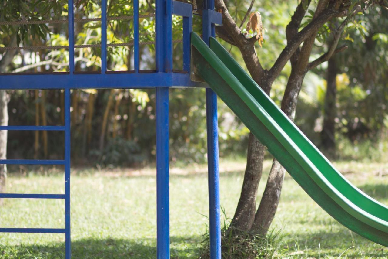 Bed and Breakfast The Playground à Kampot Extérieur photo