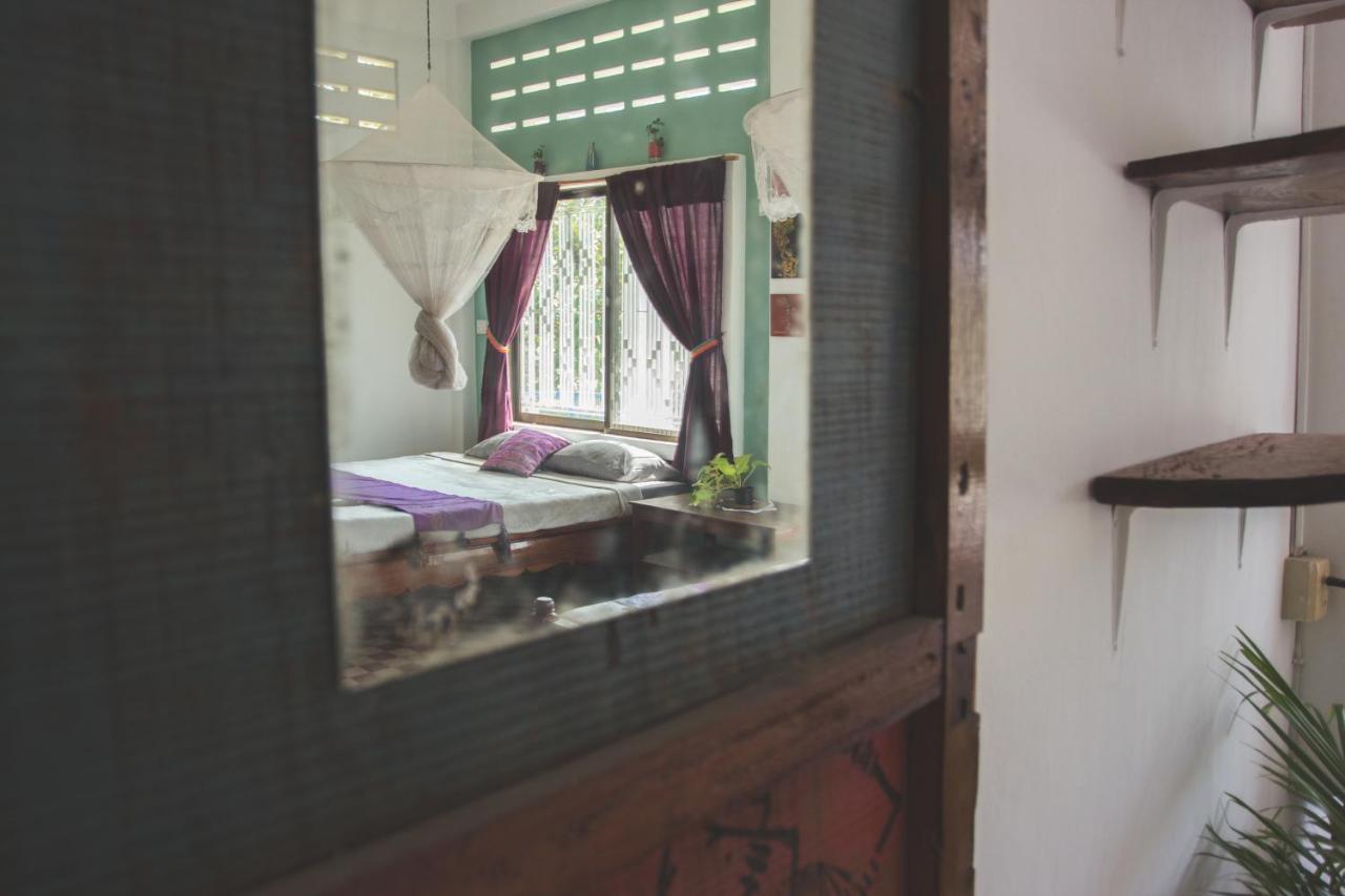 Bed and Breakfast The Playground à Kampot Extérieur photo